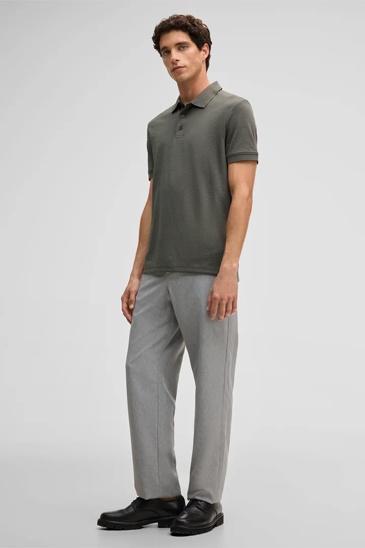 Leads to product detail page "Edgar Polo Shirt in Olive"