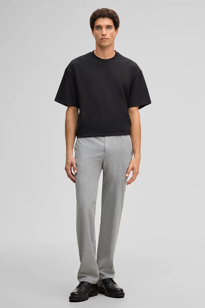 Führt zu Produktdetailseite „Stoffhose Roj, grau"