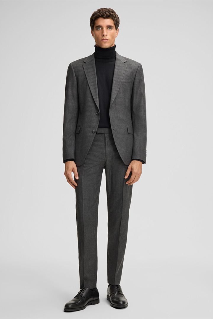 Führt zu Look-Detailseite „Baukasten-Anzug Aidan-Melwin“