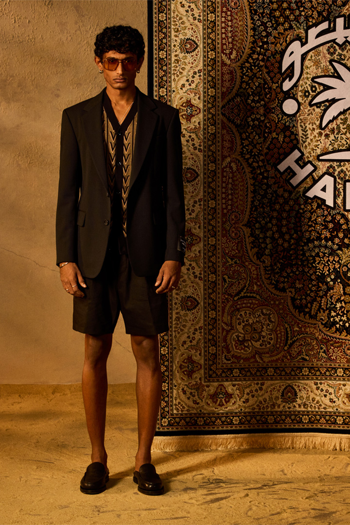 Leads to look detail page “Shop the Look”