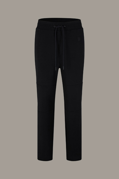 Leads to product detail page "Dante sweatpants in black"