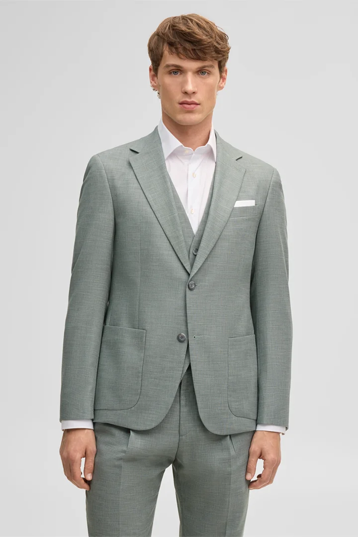 Leads to product detail page "Arndt modular jacket, green"