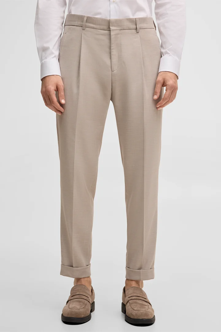 Leads to product detail page "Modular suit trousers Luis, beige"