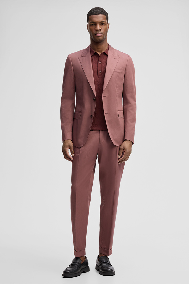 Führt zu Produktdetailseite „Anzughose Luis, rostrot"