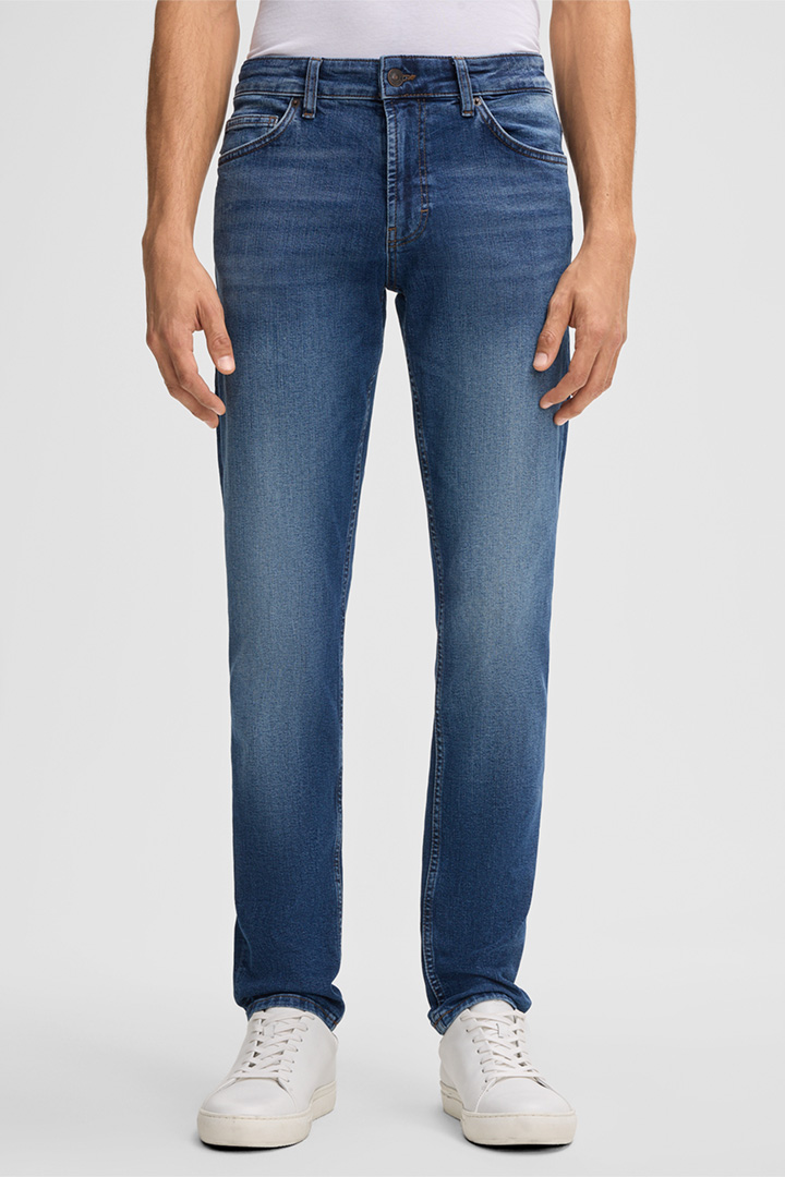 Leads to product detail page "Seb Jeans in Denim Blue"