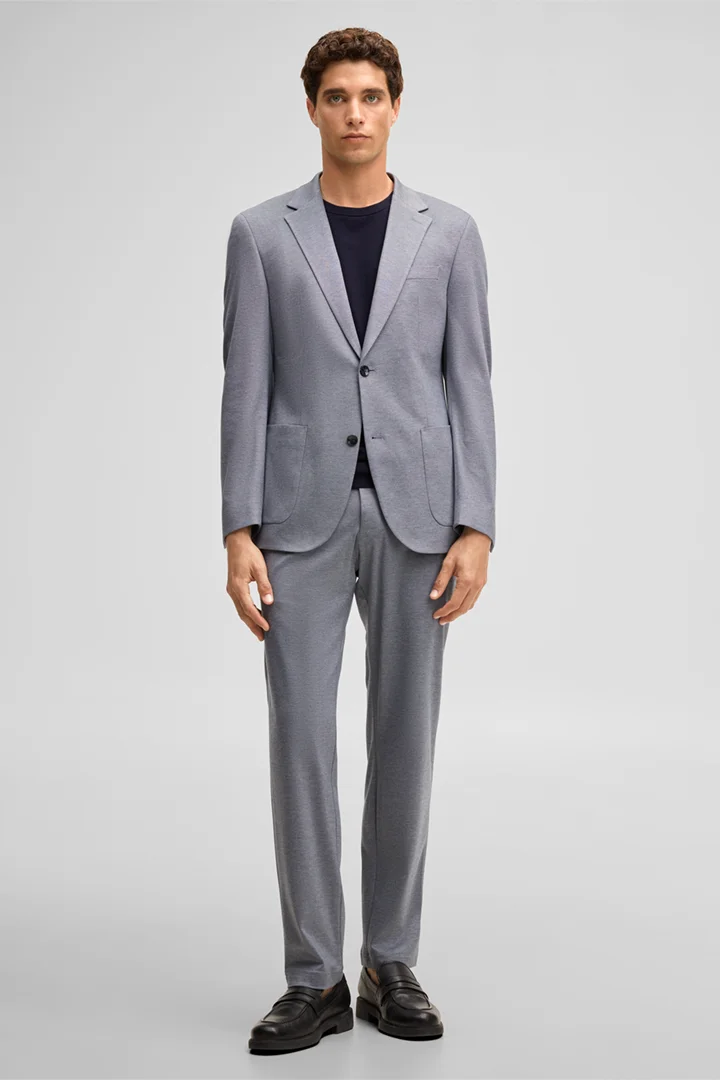 Mène à la page produit « Veste modulable Arndt, bleu marine »