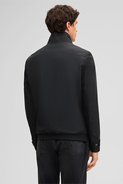 Mène à la page produit « Veste coupe-vent Lucca, noire »