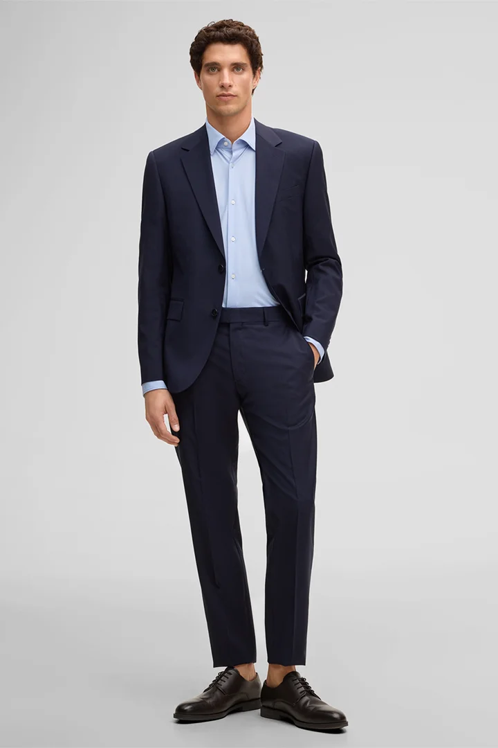 Führt zu Produktdetailseite „Hemd Sit, hellblau"