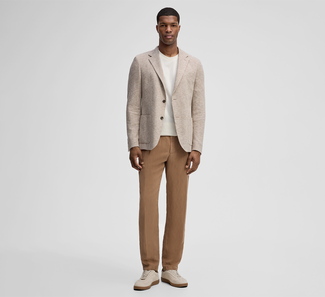 Strellson präsentiert das Produkt Sakko Arndt, beige kariert aus der Kategorie Sakkos