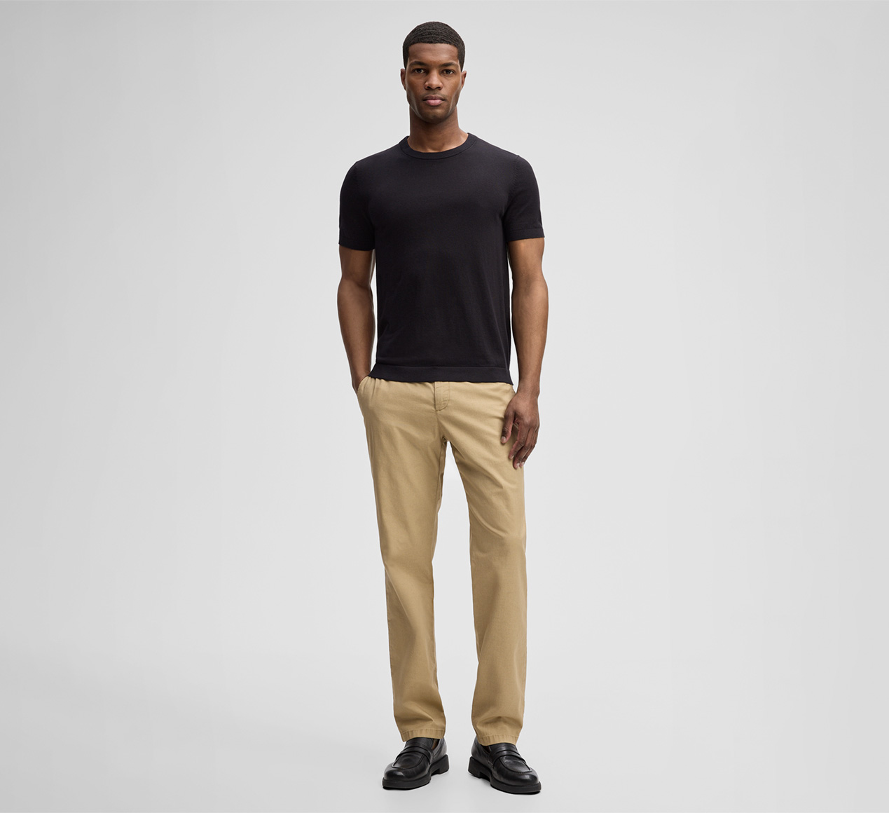 Strellson präsentiert das Produkt Strickshirt Robas, schwarz aus der Kategorie Hemden