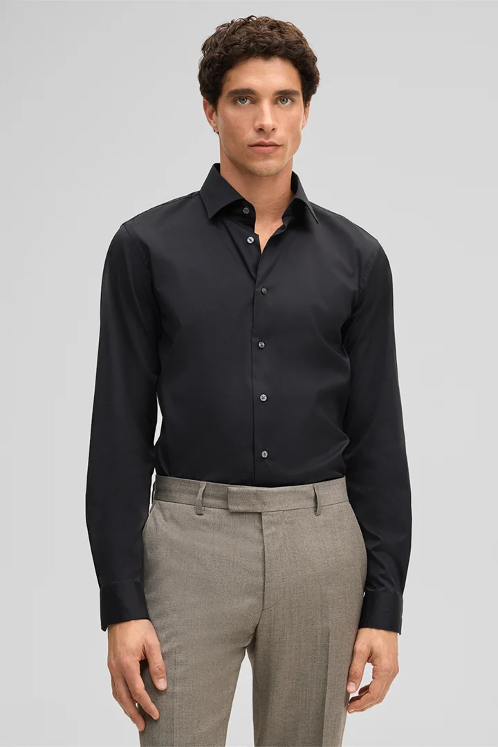 Führt zu Produktdetailseite „Hemd Chris, schwarz"