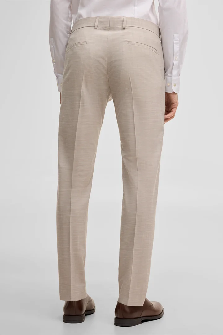 Mène à la page produit « Pantalon de costume modulable Melwin, beige chiné »