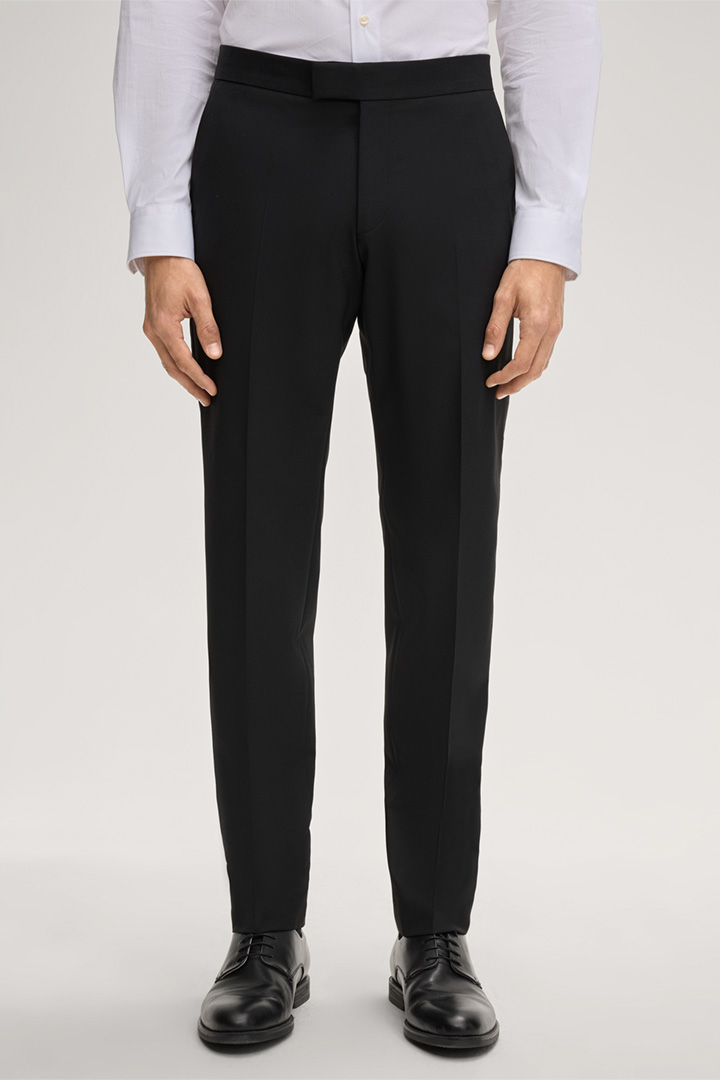 Führt zu Produktdetailseite „Anzughose Matt, schwarz"