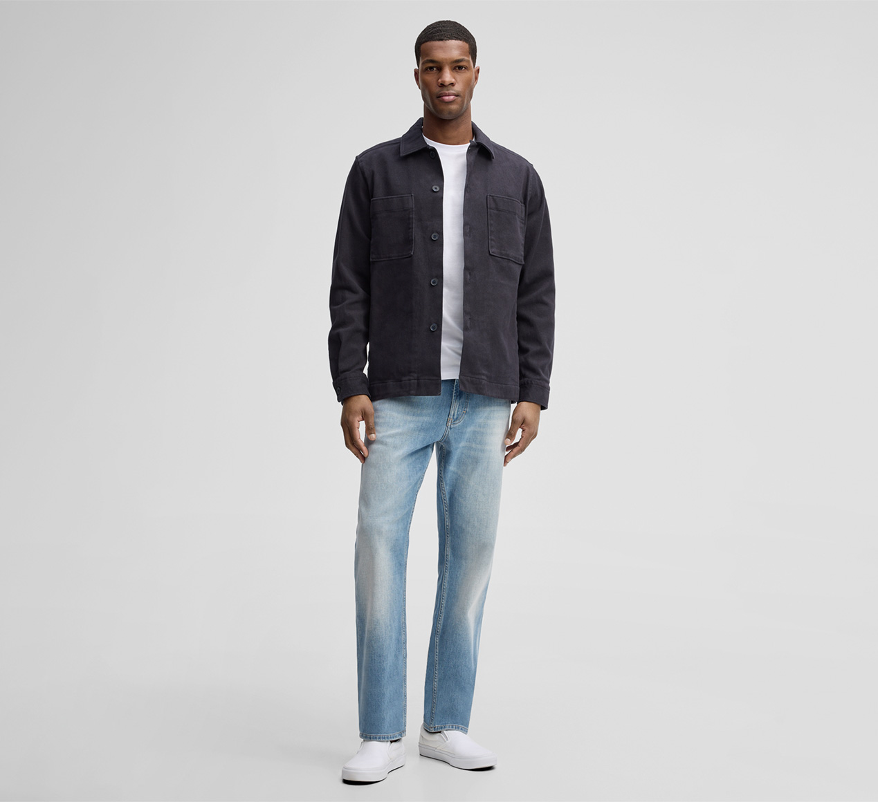 Strellson präsentiert das Produkt Jeanshemd Norin, navy aus der Kategorie Hemden