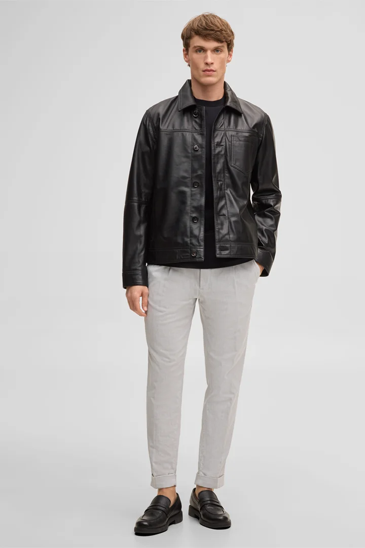 Führt zu Produktdetailseite „Bundfaltenhose Louis, hellgrau"