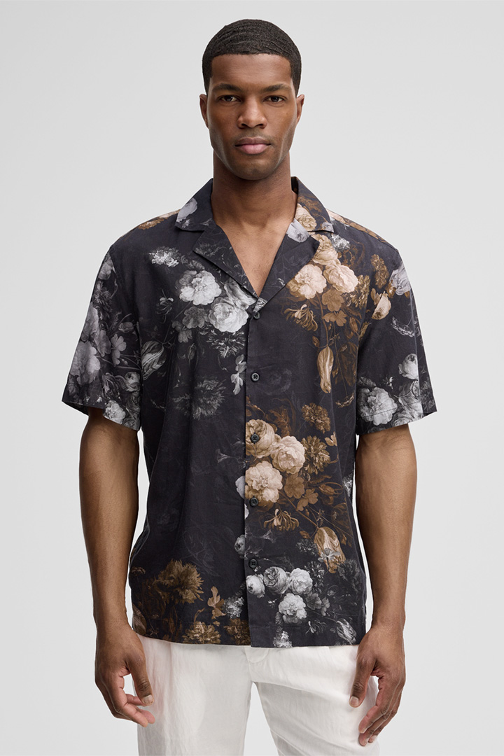 Führt zu Produktdetailseite „Kurzarm-Hemd Clint, schwarz/senfgelb floral"