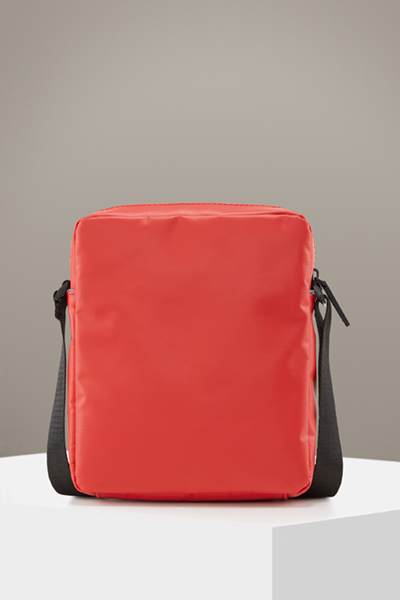 Schultertasche Stockwell Marcus, #wearindependent, rot